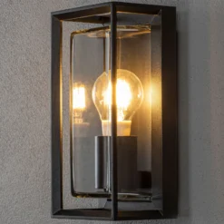 Aplique de exterior Brindisi, negra, metal, 26 cm de altura, IP54