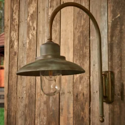 Aplique de exterior Casale, altura 60cm, latón envejecido