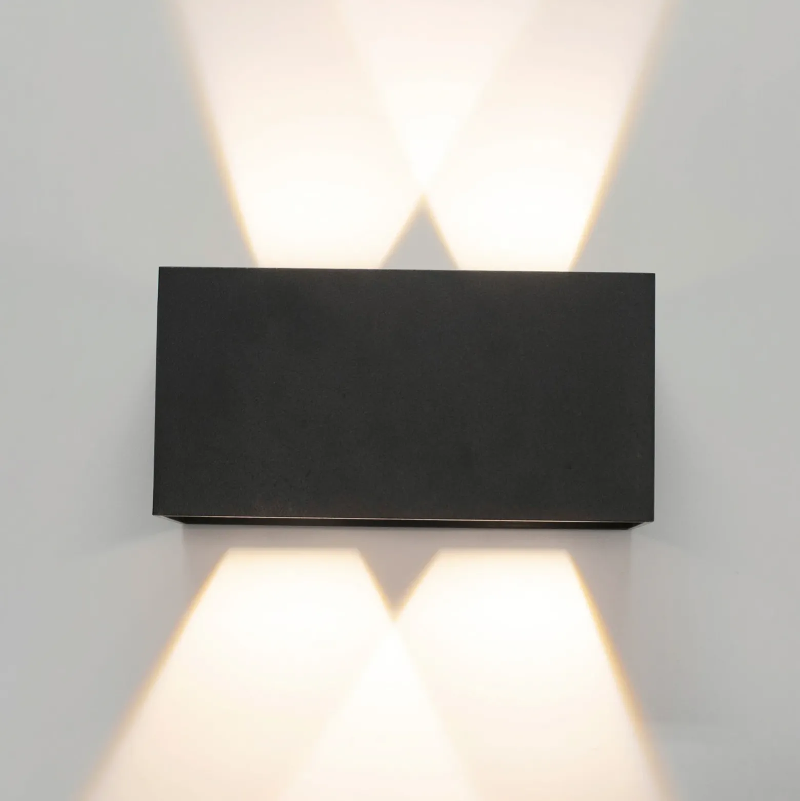 Aplique de exterior Davos doble, gris, atenuable, aluminio