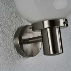 Aplique de exterior esférico «Samuel», de acero inoxidable