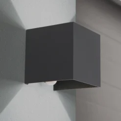 Aplique de exterior LED Cube-S, antracita, metal, sensor