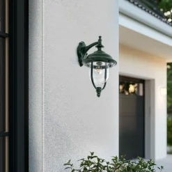 Aplique de exterior Lindby Clint, verde, luz hacia abajo, IP44