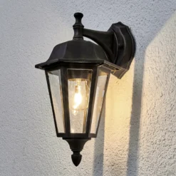 Aplique de exterior Lindby Lamina, portalámpara inferior, farol, E27