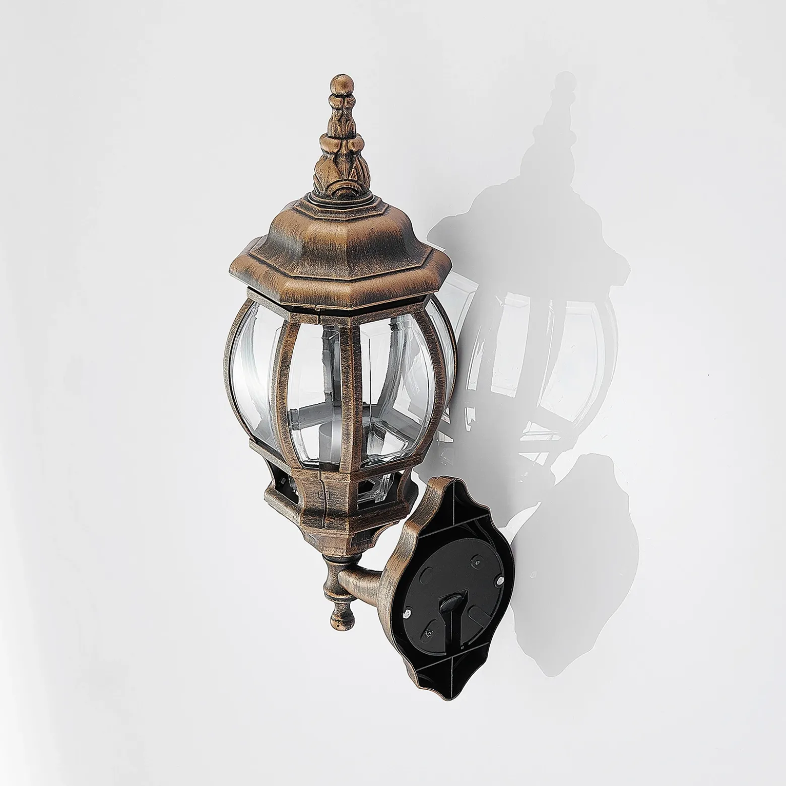 Aplique de exterior Lindby Nadesha, altura 47 cm, dorado cepillado