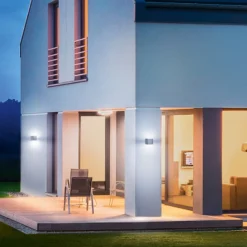 Aplique de exterior STEINEL L 830 SC Sensor, plata