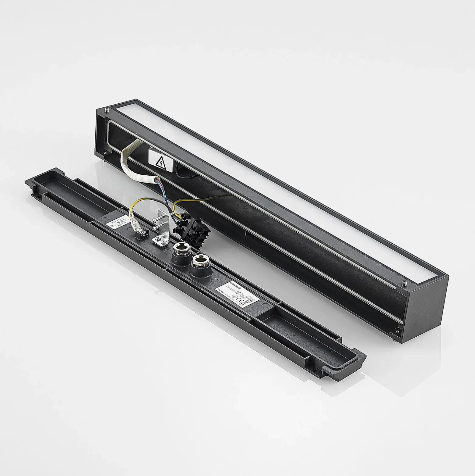 Aplique de pared LED Lucande Lengo, 50 cm, antracita, hacia abajo, 3000 K