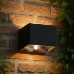 Aplique de pared LED Magnetics, negro, USB, detector de movimiento