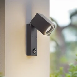 Aplique de pared Lindby Othil, con sensor, antracita, metal, IP44