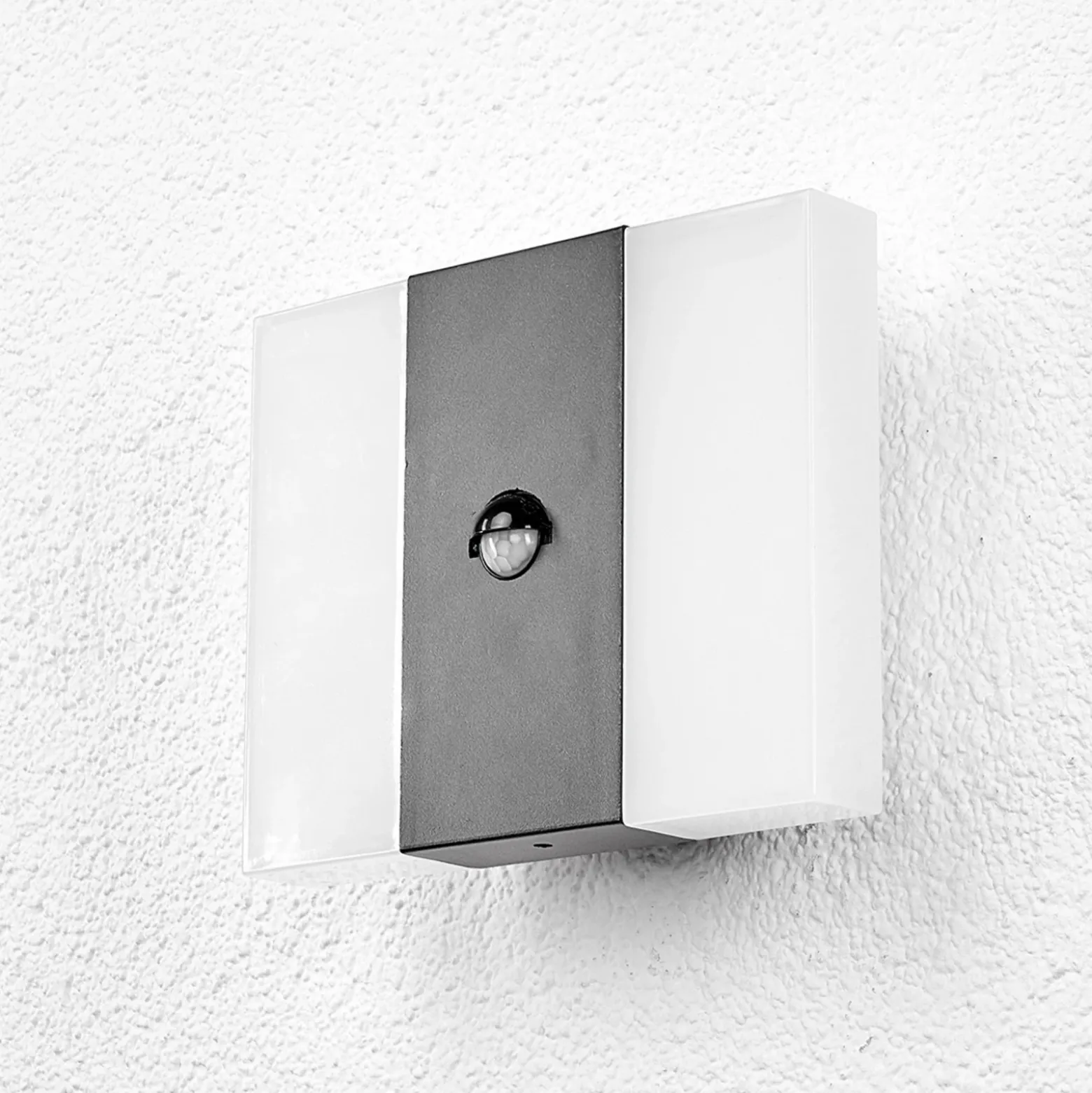 Aplique LED con sensor para pared de exterior Kumi, grafito, IP44