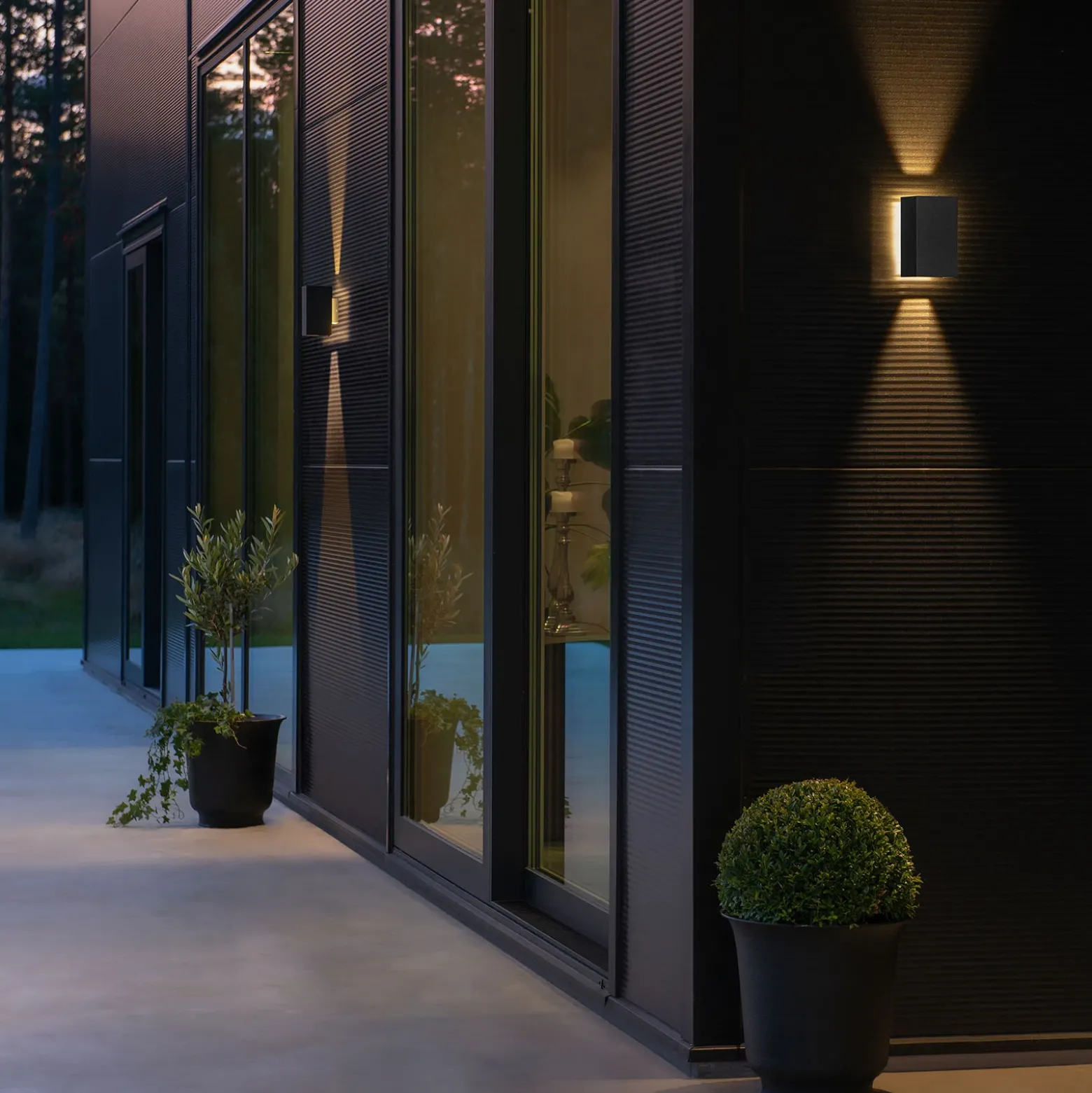 Aplique LED de exterior Cremona con luz de fondo