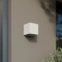 Aplique LED para exterior Arcchio Tassnim, 1 luz, blanca, IP65