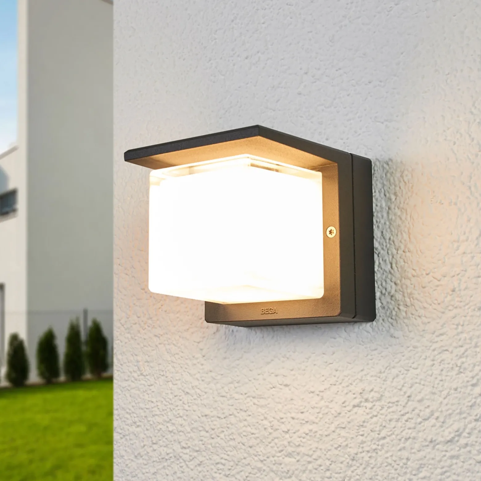 Aplique LED para exterior Bega 33327, grafito, metal, IP65, CCT