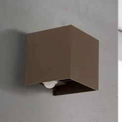 Aplique LED para exterior Cube-S, corten, metal, sensor