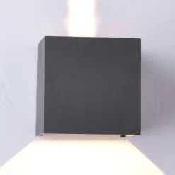Aplique LED para exterior Davos angular, encendido/apagado, gris oscuro