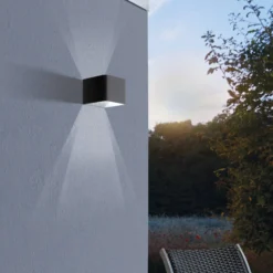 Aplique LED para exterior Doninni 1, negro, ancho 13 cm, 2 luces.
