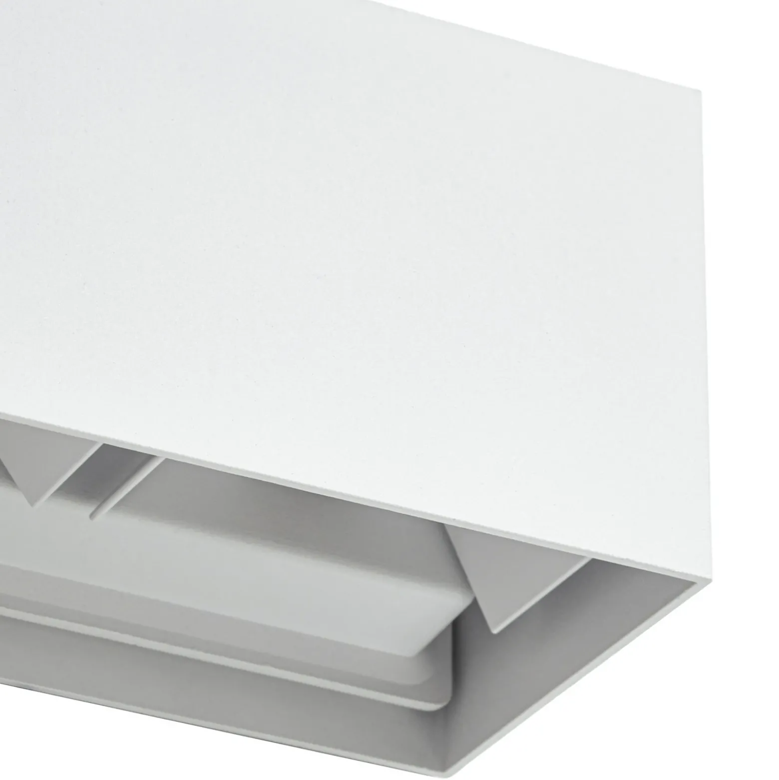 Aplique LED para exterior Lindby Nivar, angular, blanca, 20 cm, IP54