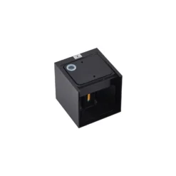 Aplique LED para exterior Lindby Nivar, angular, negro, 10 cm, IP54