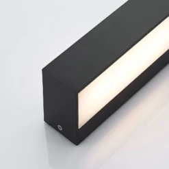 Aplique LED para exterior Lindby Nienke, 17 cm, resistente al agua salada, IP65