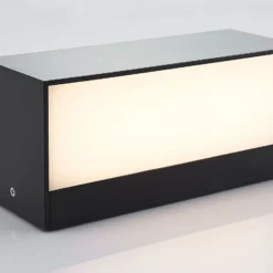 Aplique LED para exterior Lindby Nienke, 23 cm, resistente al agua salada, IP65