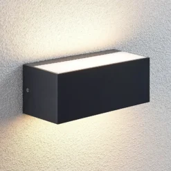 Aplique LED para exterior Lindby Nienke, 23 cm, resistente al agua salada, IP65