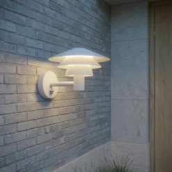 Aplique LED para exterior Lucande Montaro, blanca, IP54, con sensor