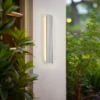Aplique LED para exterior Lucande Melira, 60 cm de largo, gris claro