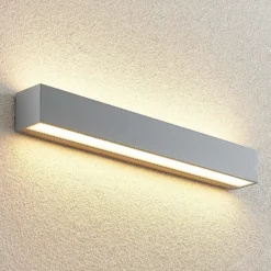 Aplique LED para exterior Lucande Lengo, 50 cm, plateada, luz hacia arriba y