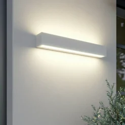 Aplique LED para exterior Lucande Lengo, 50 cm, blanca, luz hacia arriba/abajo,