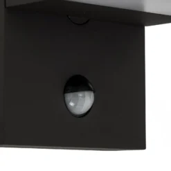 Aplique LED para exterior Lucande Silvan, color antracita, con sensor, IP54