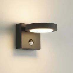 Aplique LED para exterior Lucande Belna, metal, sensor, IP54