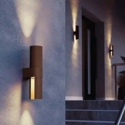 Aplique LED para exterior Montelauro, color óxido, altura 32 cm, metal