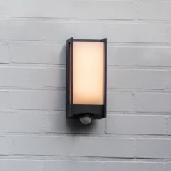Aplique LED para exterior QUBO, gris oscuro, altura 27 cm, IP54