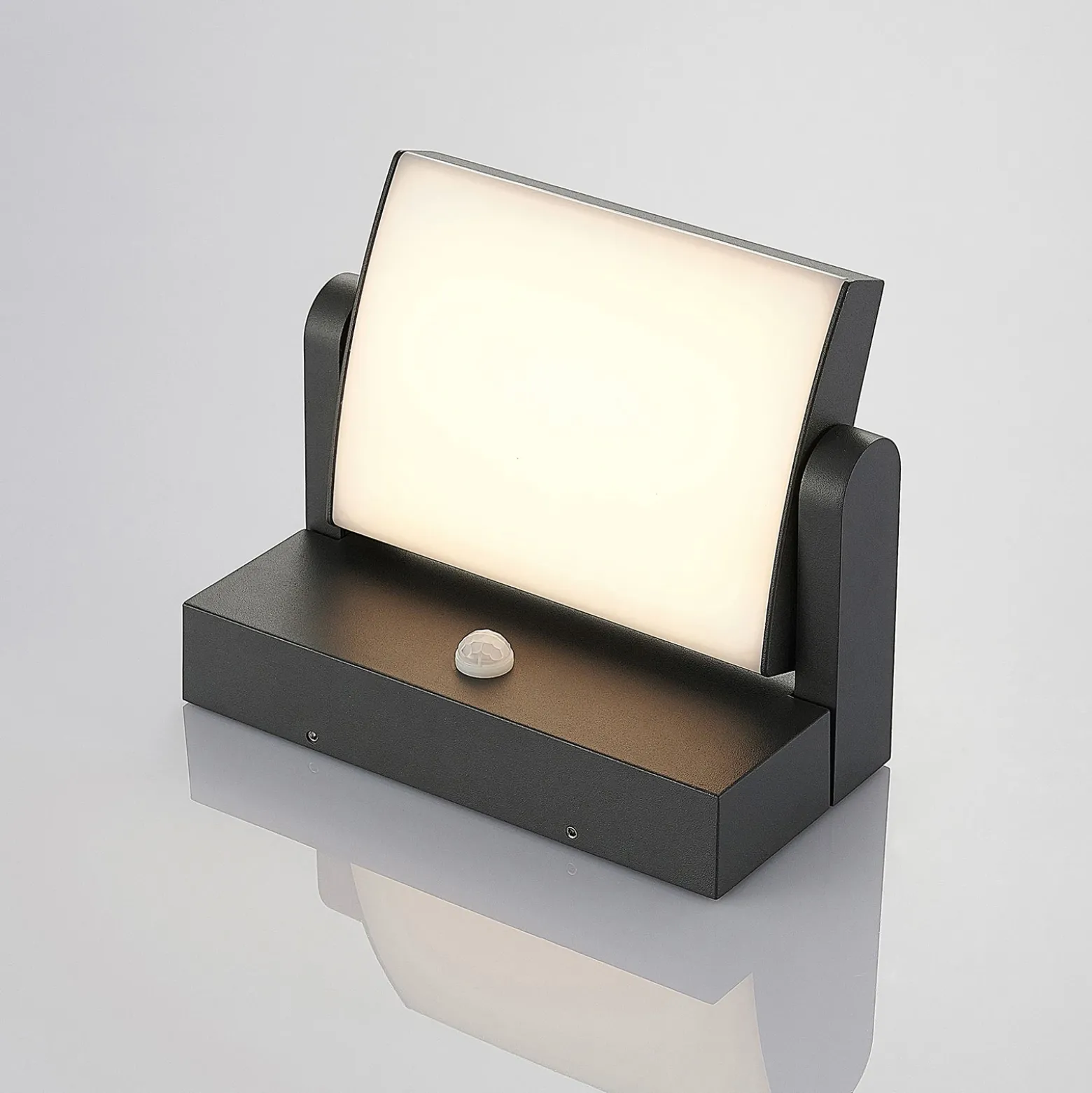Aplique LED para exterior Sherin de Lindby, antracita, sensor, IP54