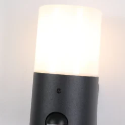 Aplique para exterior Cannes, altura 17 cm, blanco y negro, 1 luz, con sensor