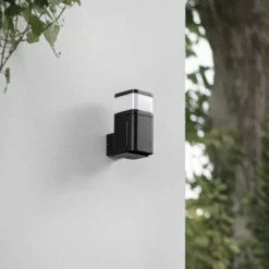 Aplique para exterior Lindby Teyon, con enchufe, negro, IP44 G9