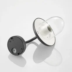 Aplique para exterior PRIOS Larkumi con portalámpara E27