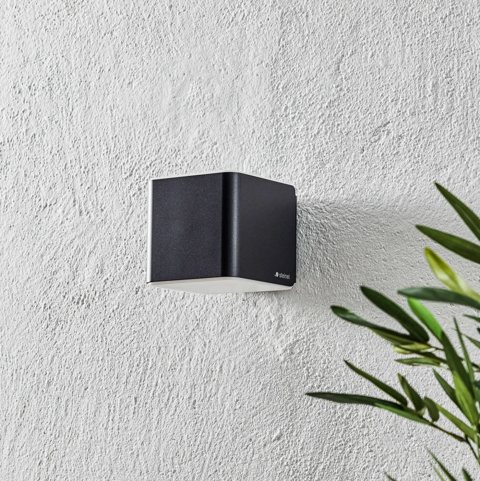 Aplique para exterior STEINEL L 840 C Up/Down, color antracita