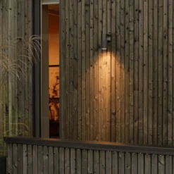 Aplique para exterior Temi, negro, ancho 11 cm, aluminio