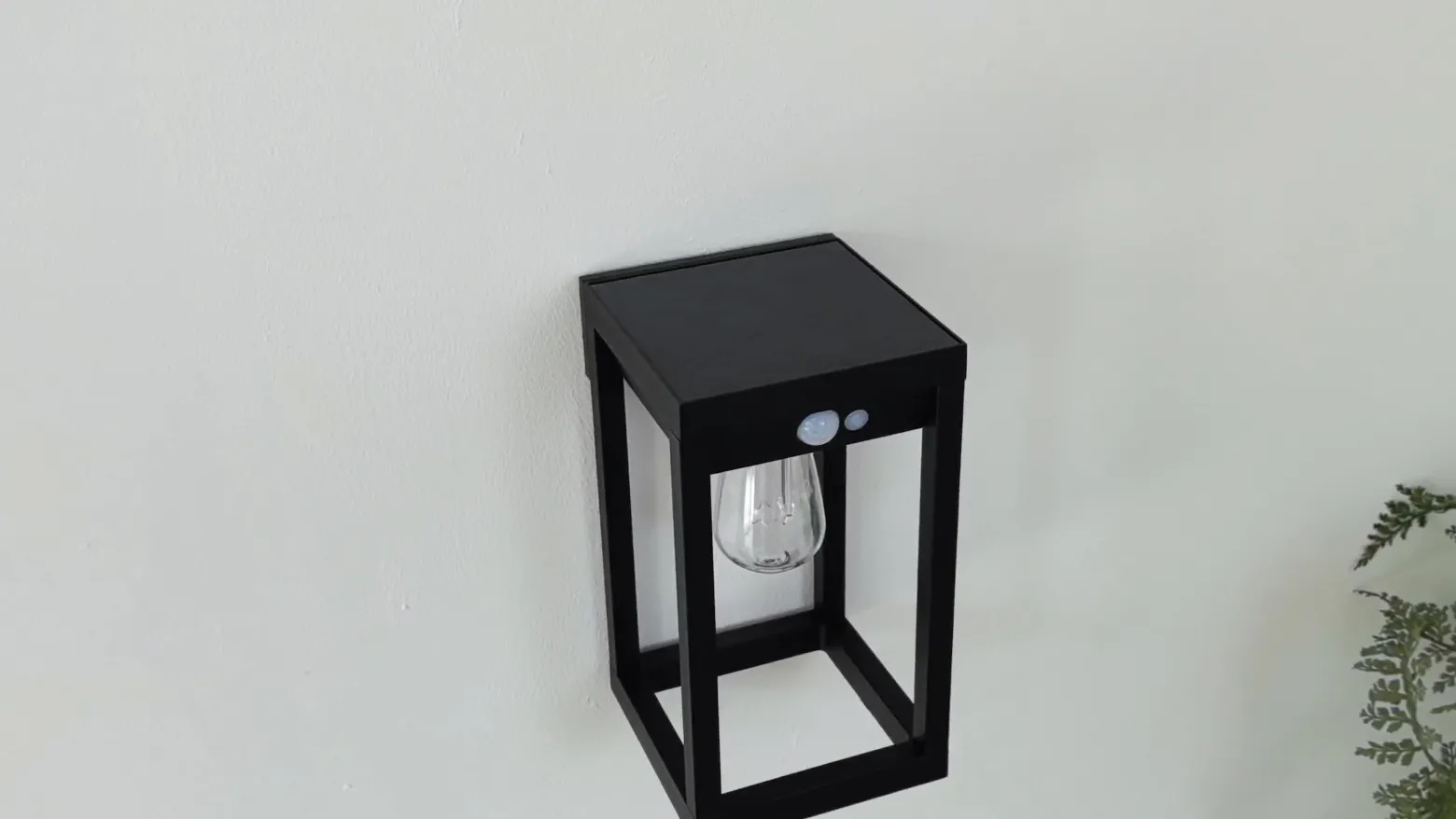 Aplique solar Lindby Smart LED Enea, sensor, CCT, RGB, Tuya