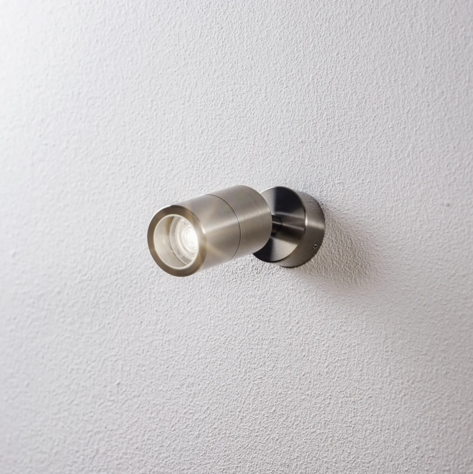Arcchio Kalel aplique para exterior, 1 luz, V4A móvil