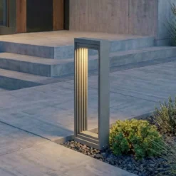Baliza LED Lucande Ashkan, altura 40 cm, antracita, IP65