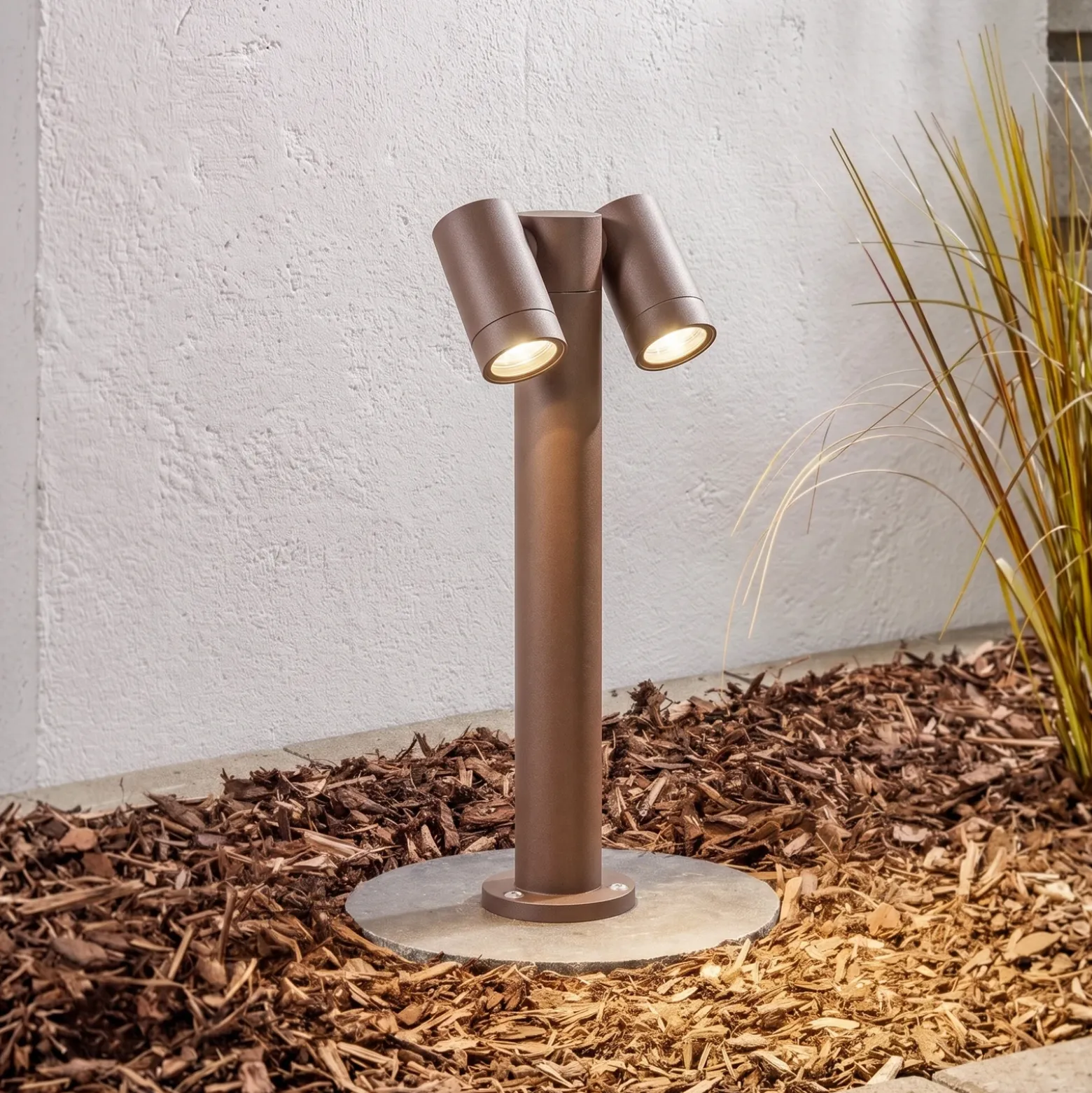 Baliza Tulimar de PRIOS, 2 luces, 45 cm, color óxido, IP65