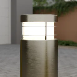 Bolardo luminoso Caramia, acero inoxidable, resistente al agua salada