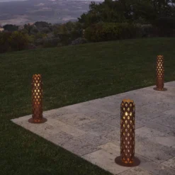 Bolardo luminoso LED Charlotte, acero Corten, altura 63 cm, IP65