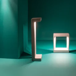 Bolardo luminoso LED E192 de hormigón, 70 cm