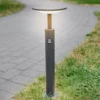 Bolardo luminoso LED Fenia de Lucande, 60 cm, sensor, IP54, antracita