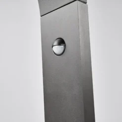 Bolardo luminoso LED Juvia de Lucande, 100 cm, detector de movimiento, IP54