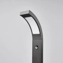 Bolardo luminoso LED Juvia de Lucande, 100 cm, detector de movimiento, IP54