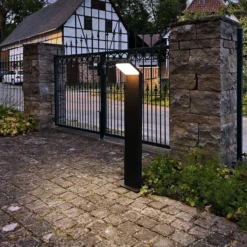 Bolardo luminoso LED Tucanae, gris, altura 100 cm, IP65, metal