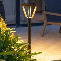 Bolardo solar LED Metro con sensor, corten